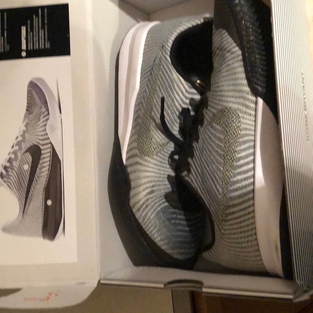 kB mentality 2 shoes
